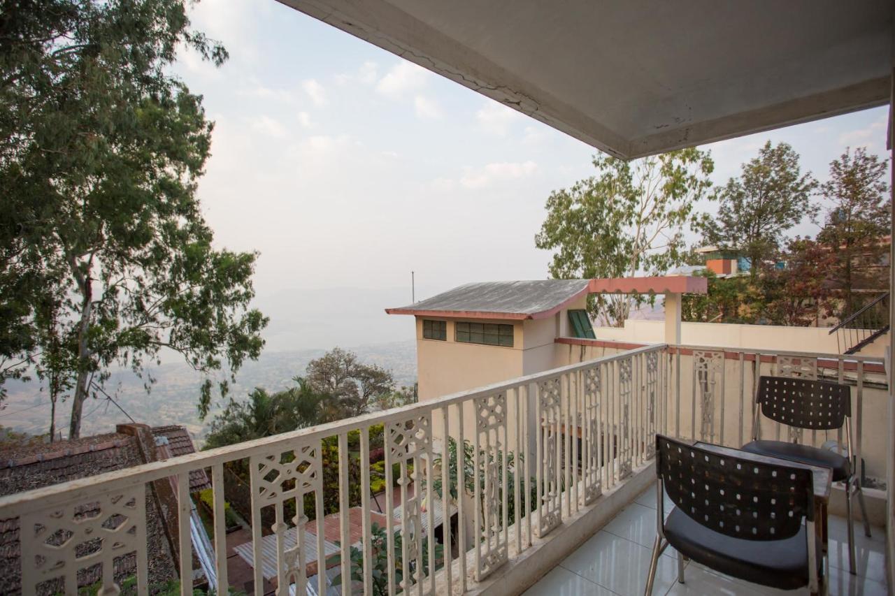 Oyo Flagship Hotel Silver Nest Panchgani Bagian luar foto